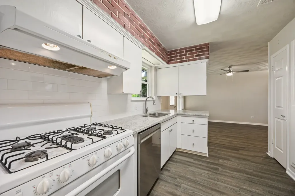 509 Fairview Drive Richardson TX 75081