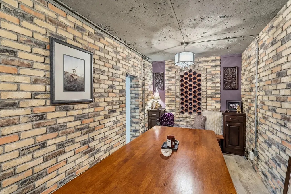 2930 Peninsula Drive Grapevine TX 76051