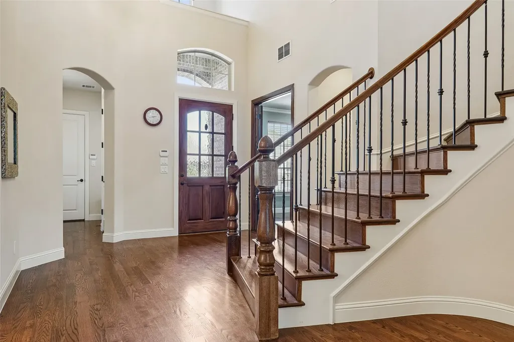 1225 Huron Drive Grapevine TX 76051