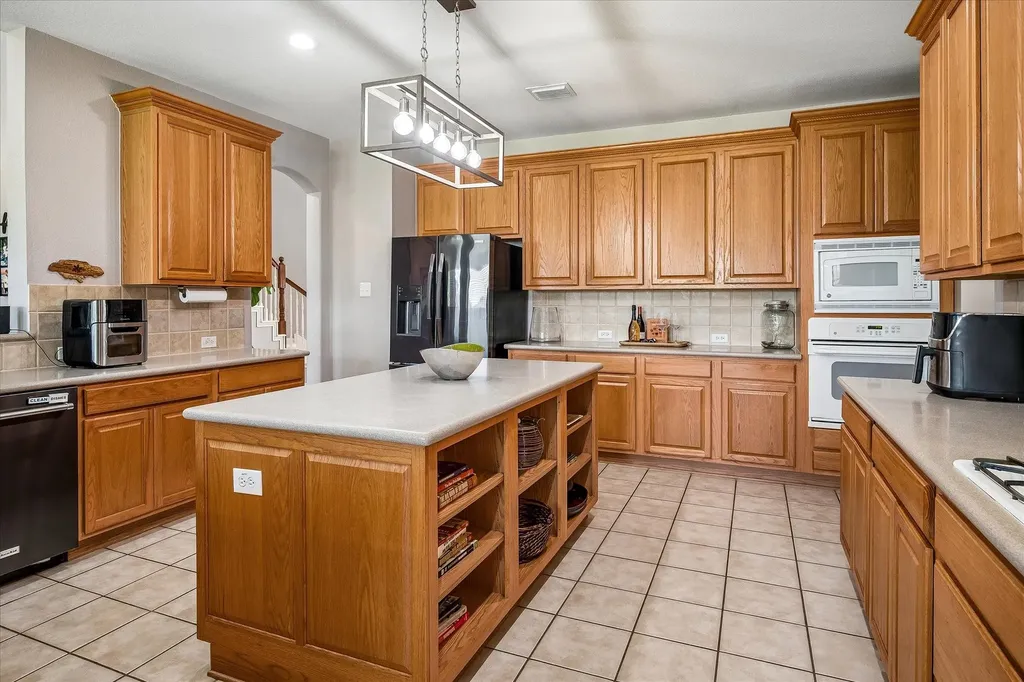 10306 Waterview Parkway Rowlett TX 75089