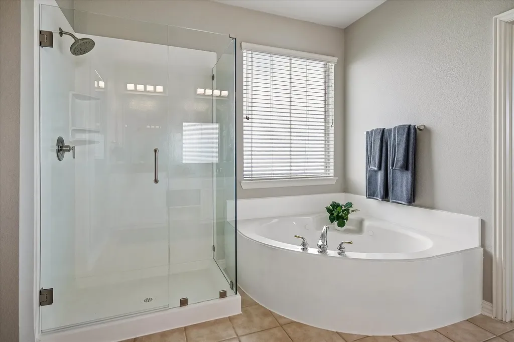 10306 Waterview Parkway Rowlett TX 75089