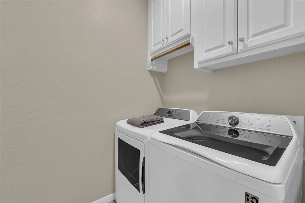 691 Park Street Mcgregor TX 76657