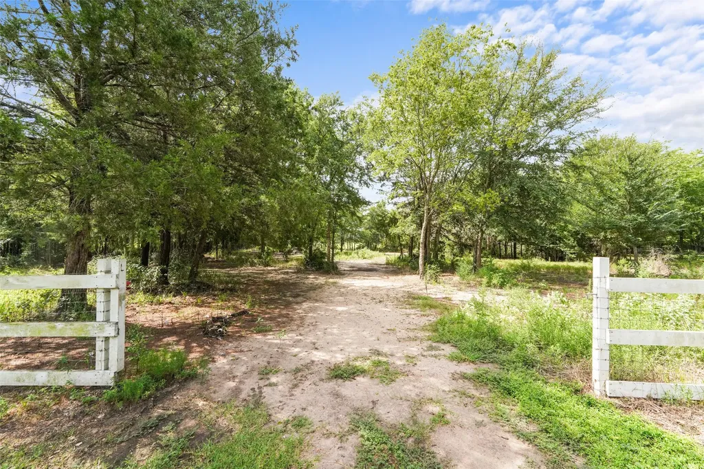 5475 Fogleman Road Kemp TX 75143