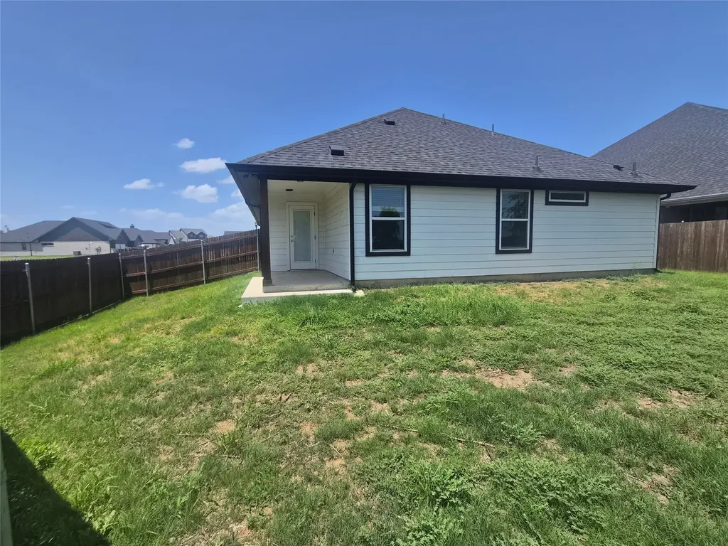 900 Tesslynn Avenue Godley TX 76044