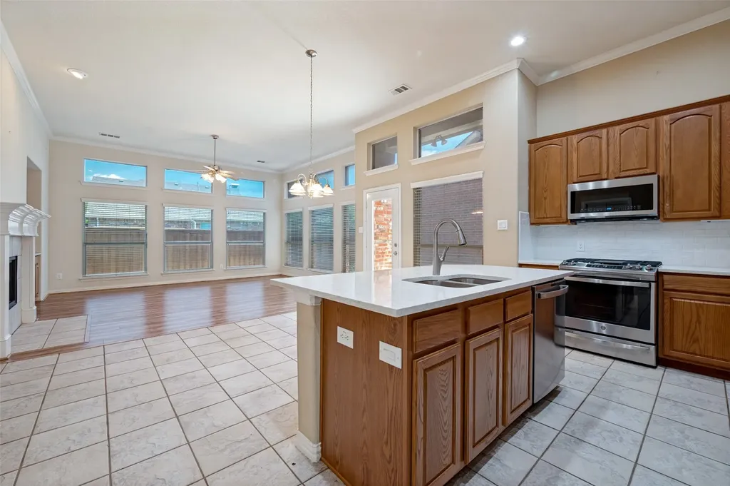 4582 Rock Creek Lane Frisco TX 75034