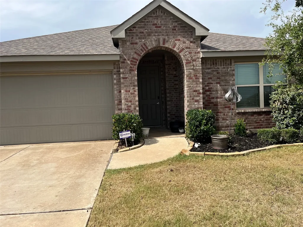 1141 Nighthawk Trail Alvarado TX 76009