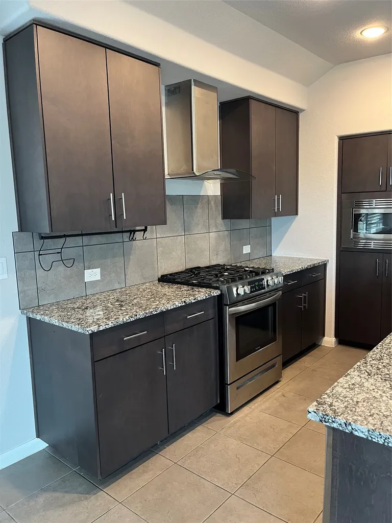 1141 Nighthawk Trail Alvarado TX 76009