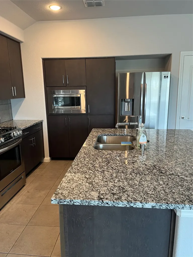 1141 Nighthawk Trail Alvarado TX 76009
