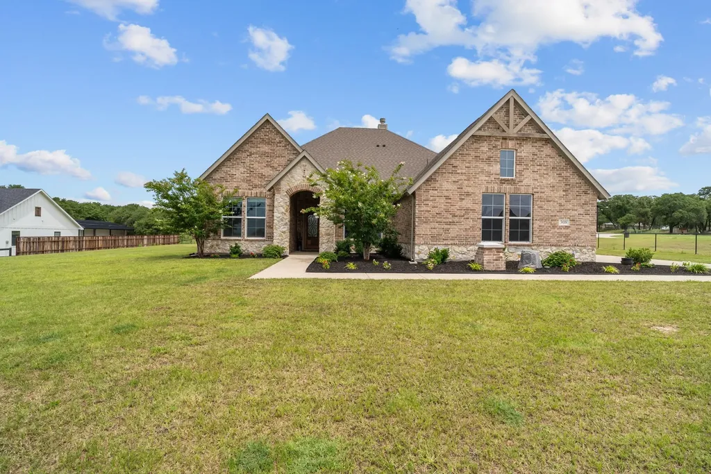 308 Zion Forest Trail Poolville TX 76487
