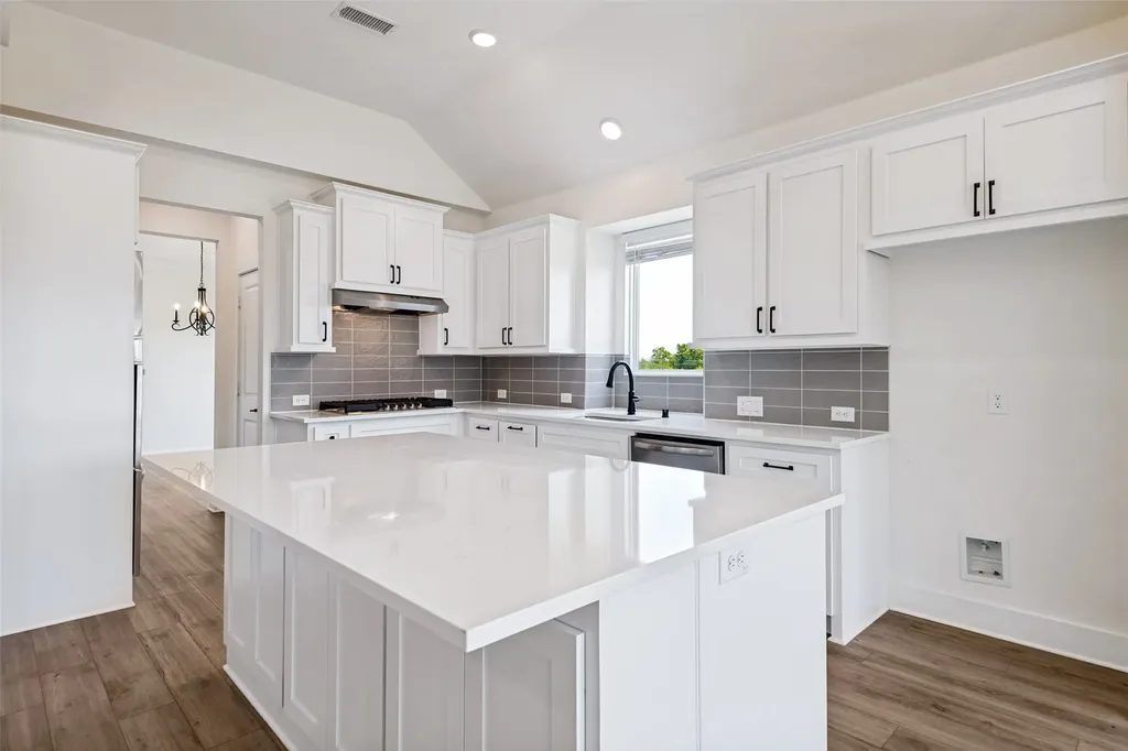 1907 Huron Drive Forney TX 75126