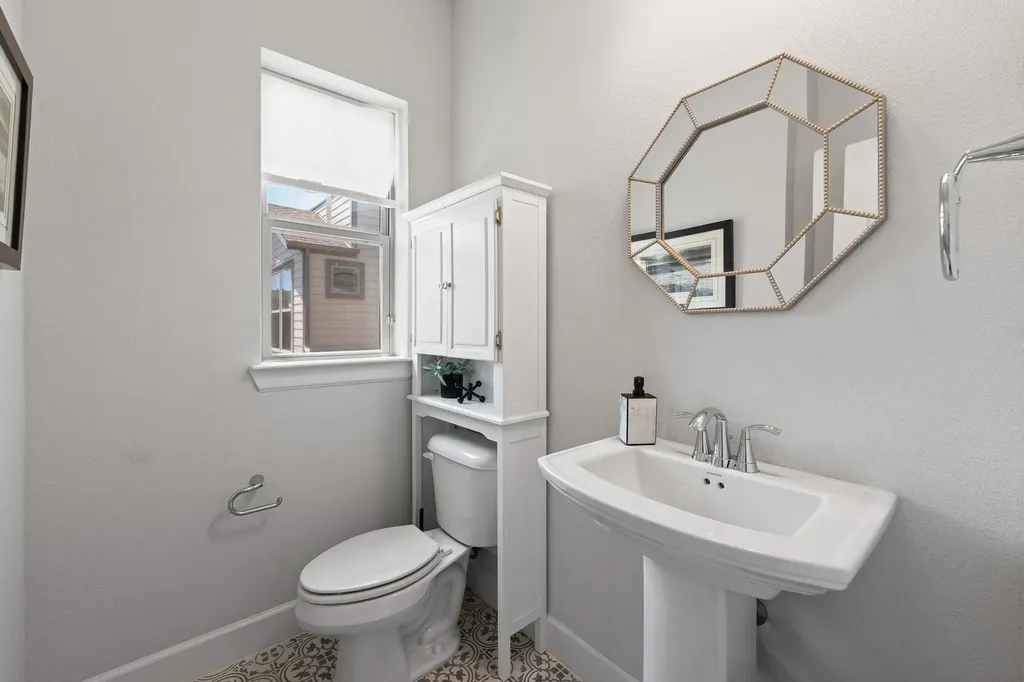 2739 Flowering Peach Lane Dallas TX 75212