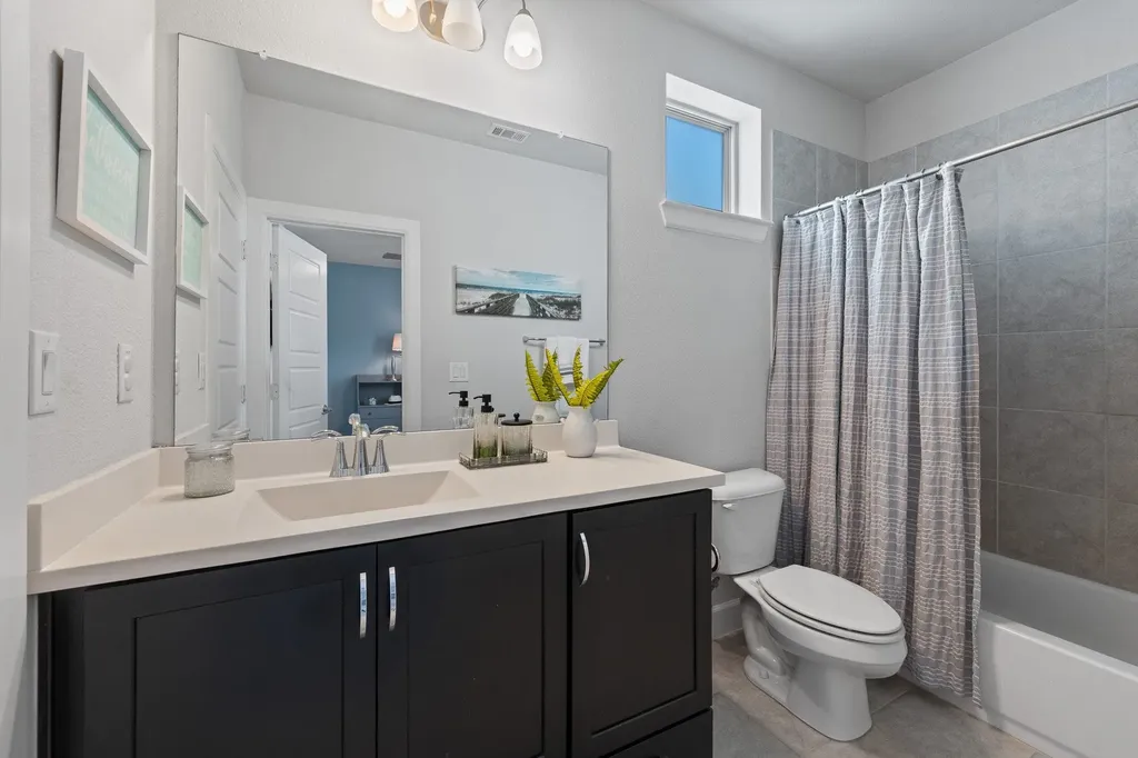 2739 Flowering Peach Lane Dallas TX 75212