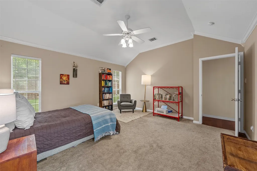 1112 Regina Drive Hewitt TX 76643