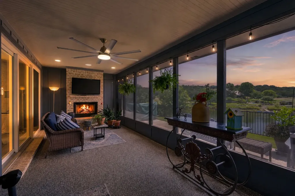 1665 Overlook Ridge Bluff Dale TX 76433
