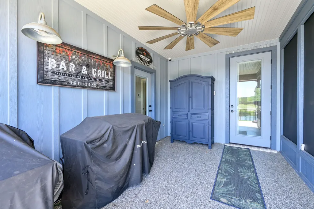 1665 Overlook Ridge Bluff Dale TX 76433