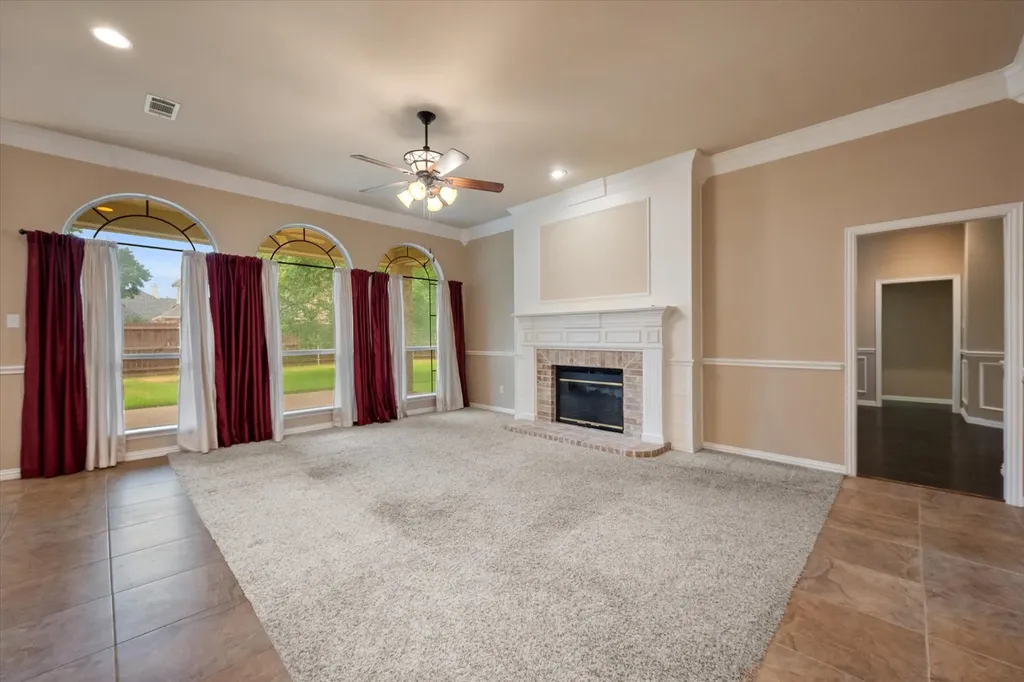 8904 Thornway Drive North Richland Hills TX 76182