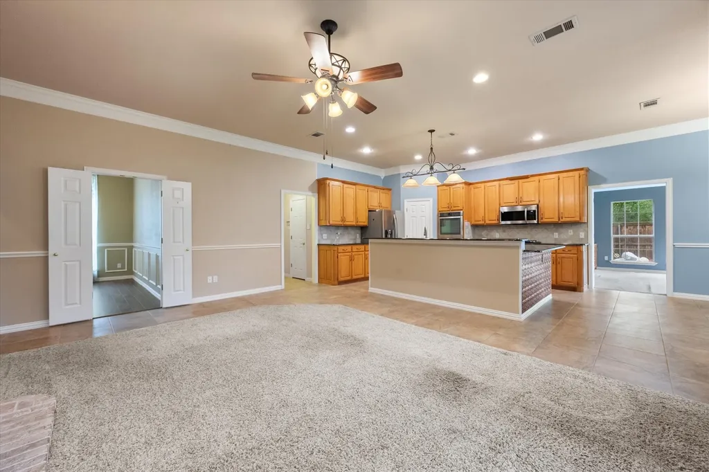 8904 Thornway Drive North Richland Hills TX 76182