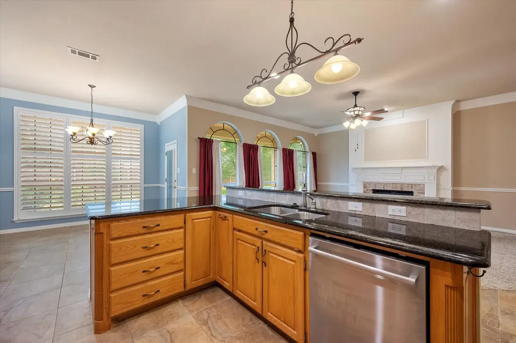 8904 Thornway Drive North Richland Hills TX 76182