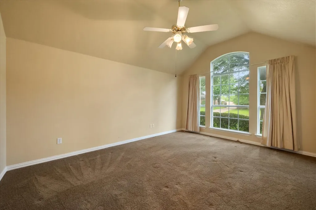 8904 Thornway Drive North Richland Hills TX 76182