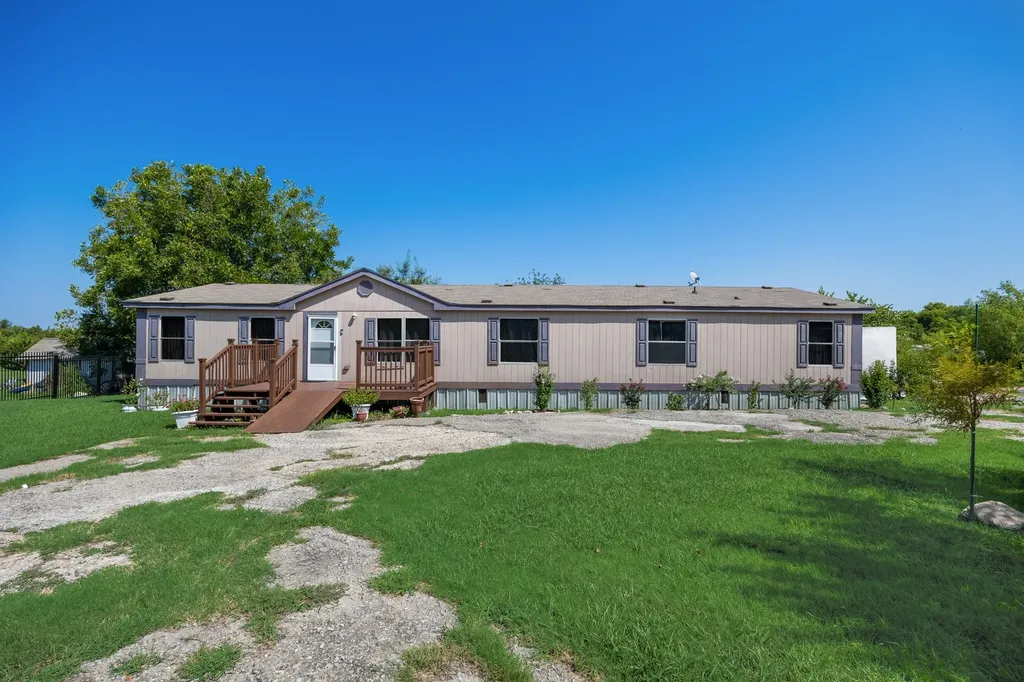 18837 Mona Drive Nevada TX 75173