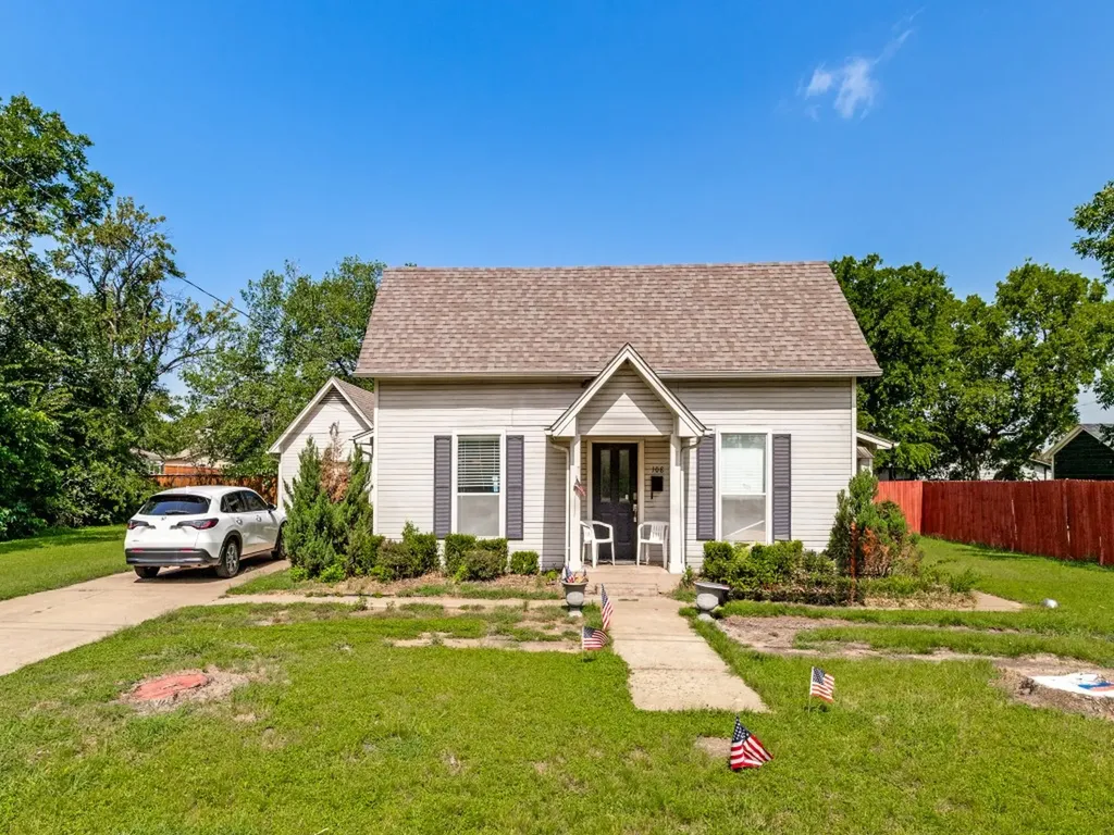 108 N Illinois Street Celina TX 75009