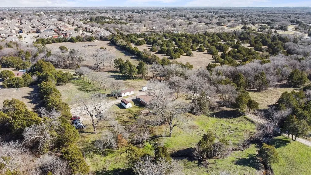 1006 S Clark Road Cedar Hill TX 75104
