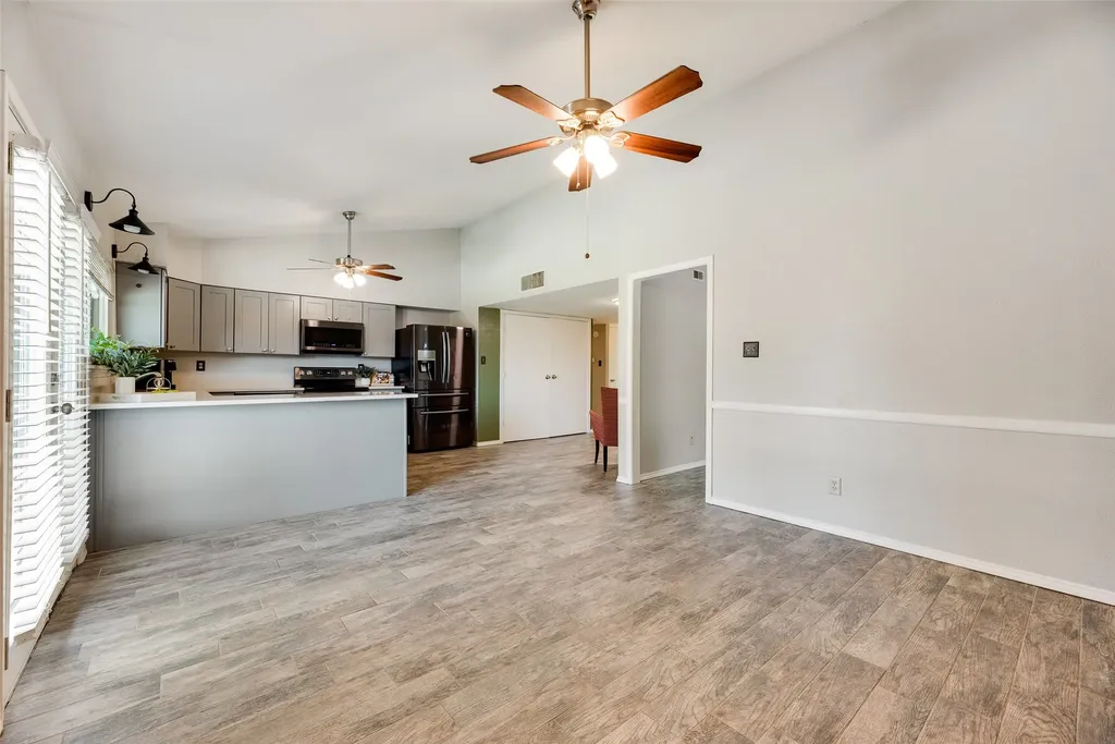 1902 Uvalde Street Mesquite TX 75150