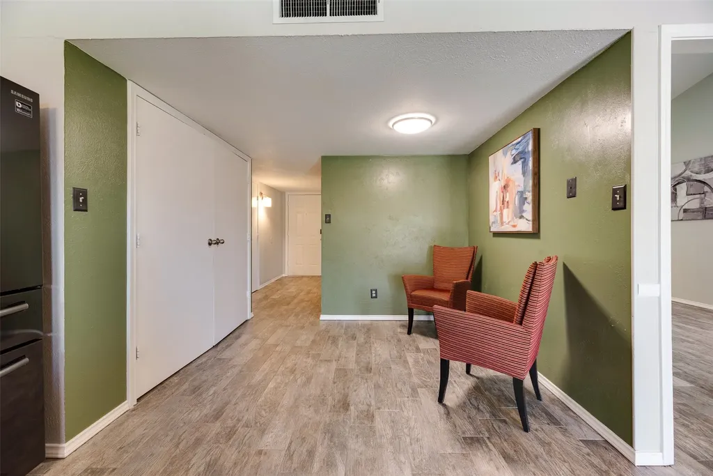 1902 Uvalde Street Mesquite TX 75150