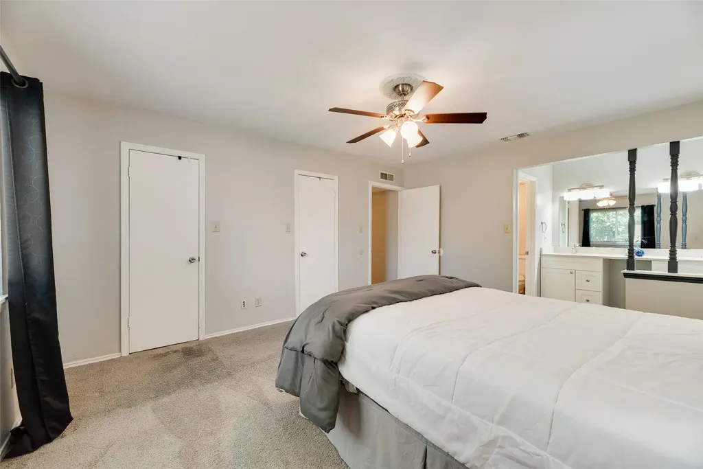 1902 Uvalde Street Mesquite TX 75150