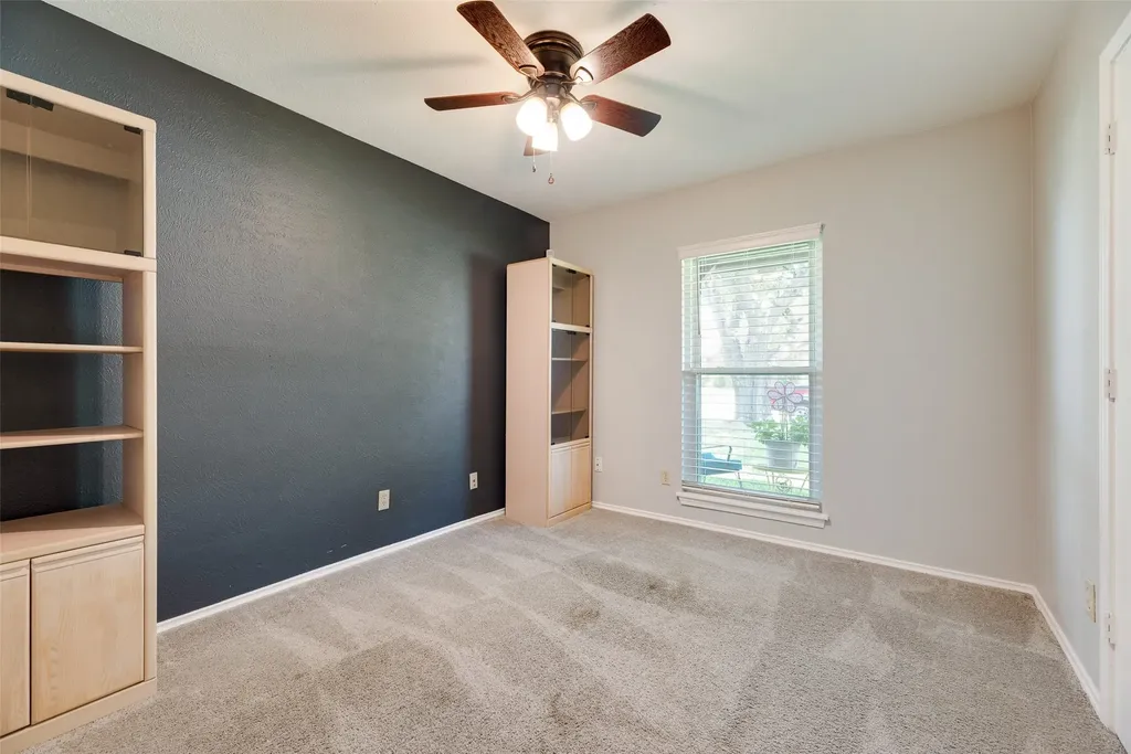 1902 Uvalde Street Mesquite TX 75150