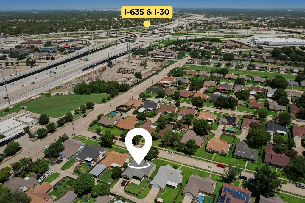 1902 Uvalde Street Mesquite TX 75150
