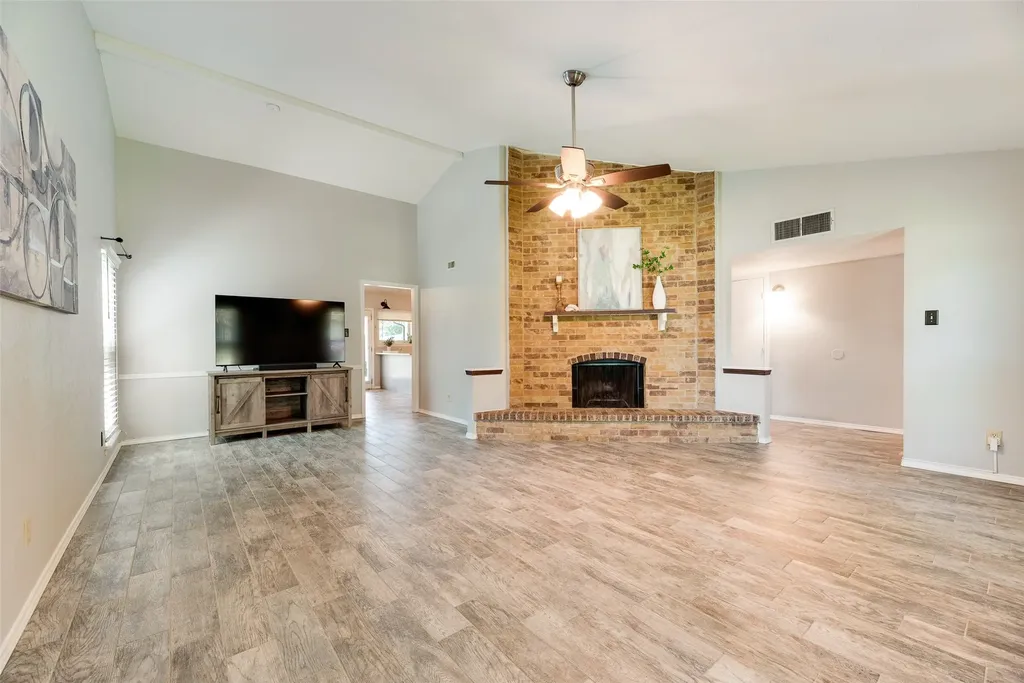 1902 Uvalde Street Mesquite TX 75150
