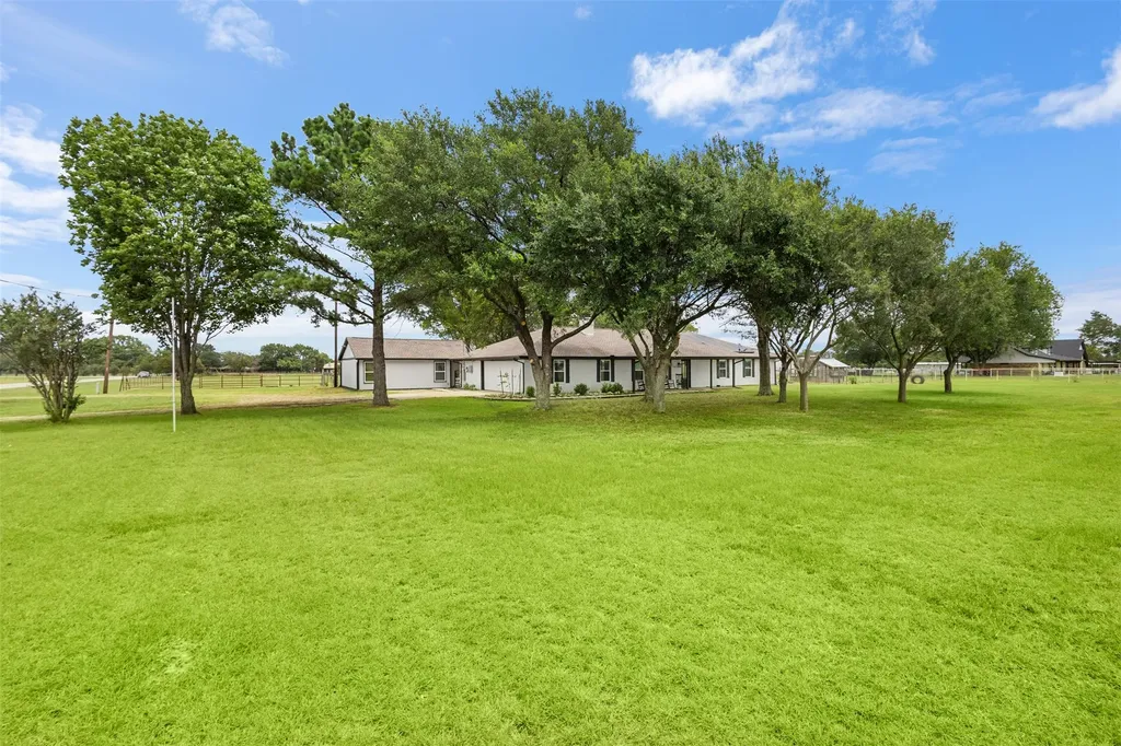 6754 Raymond Kaufman TX 75142
