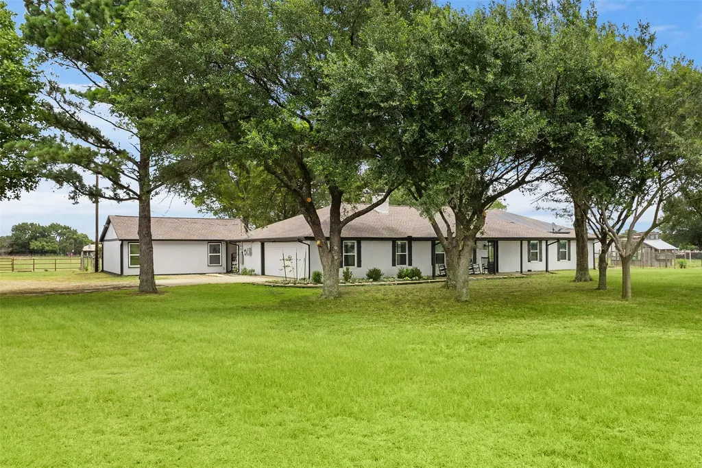 6754 Raymond Kaufman TX 75142