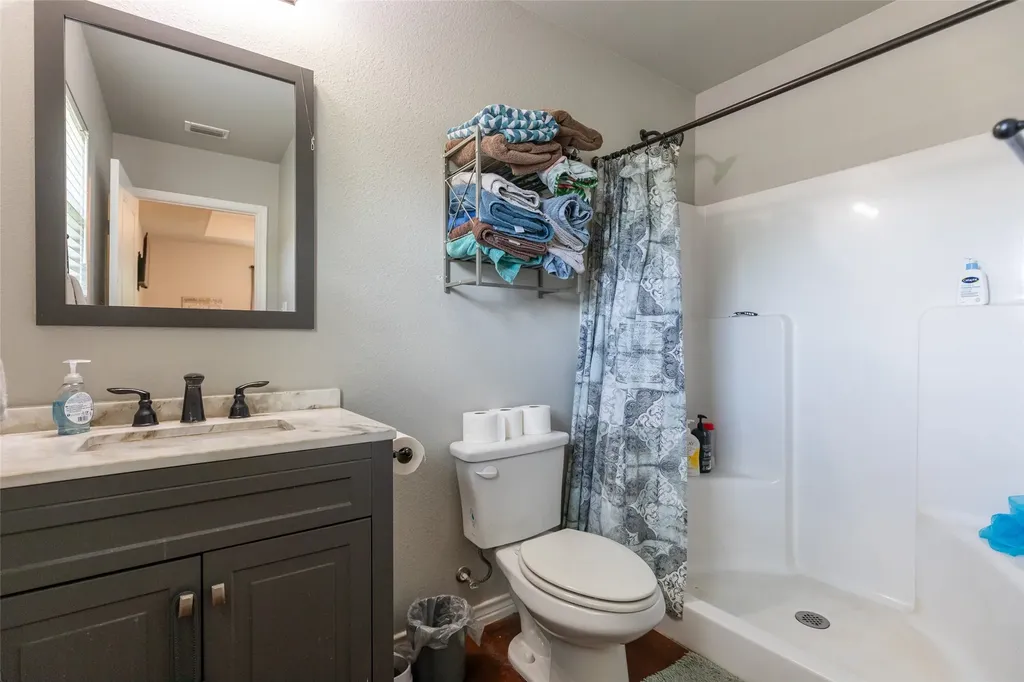 202 Greenmeadow Lane Clyde TX 79510
