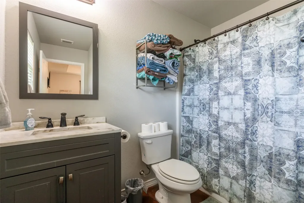 202 Greenmeadow Lane Clyde TX 79510