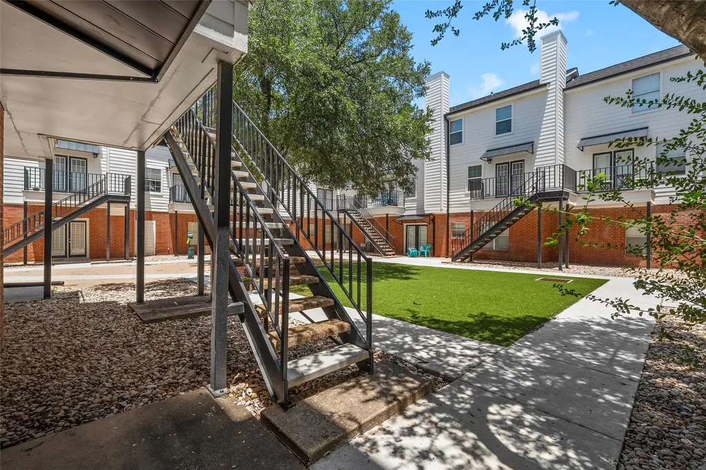 600 Bagby Avenue Waco TX 76706