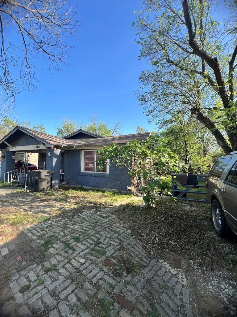 3208 Knox Street Fort Worth TX 76119