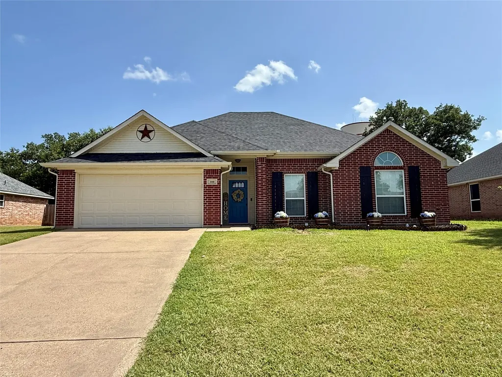 309 Catherine Street Joshua TX 76058