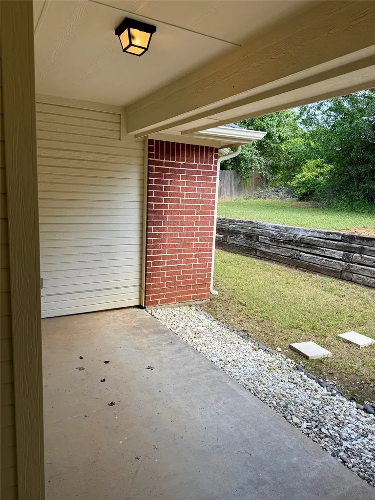 309 Catherine Street Joshua TX 76058