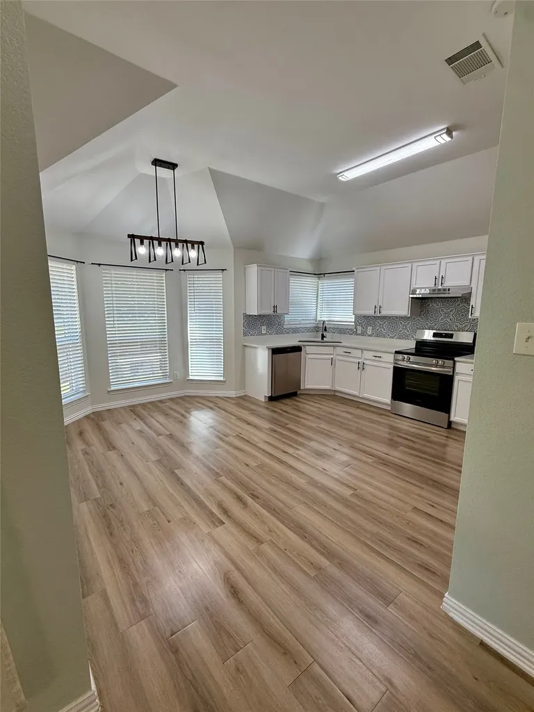 309 Catherine Street Joshua TX 76058
