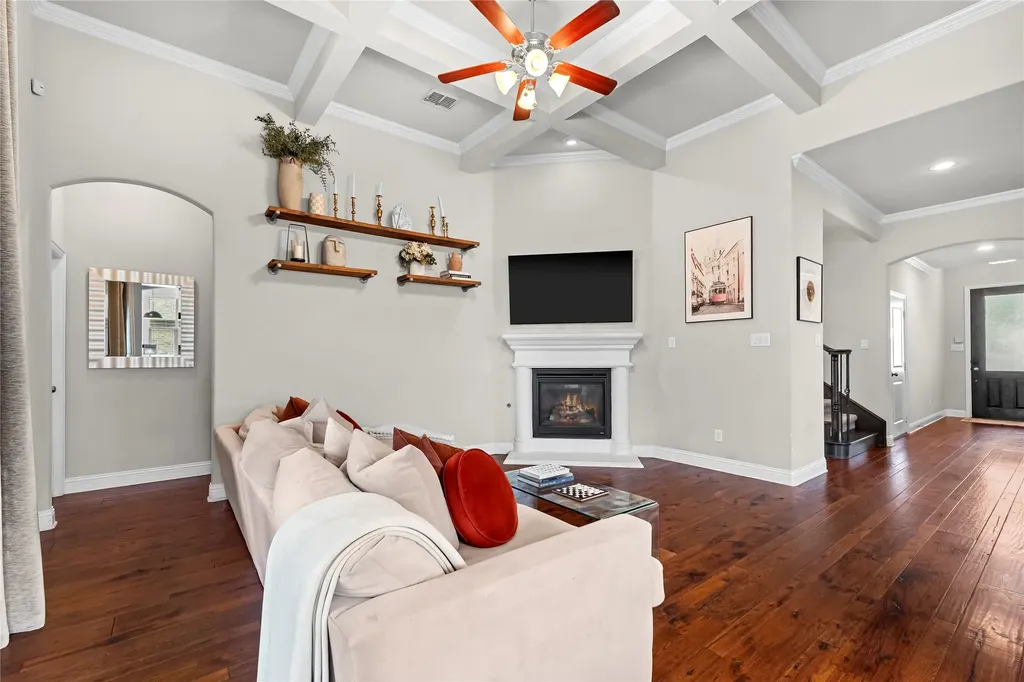 512 Alice Lane Fate TX 75189