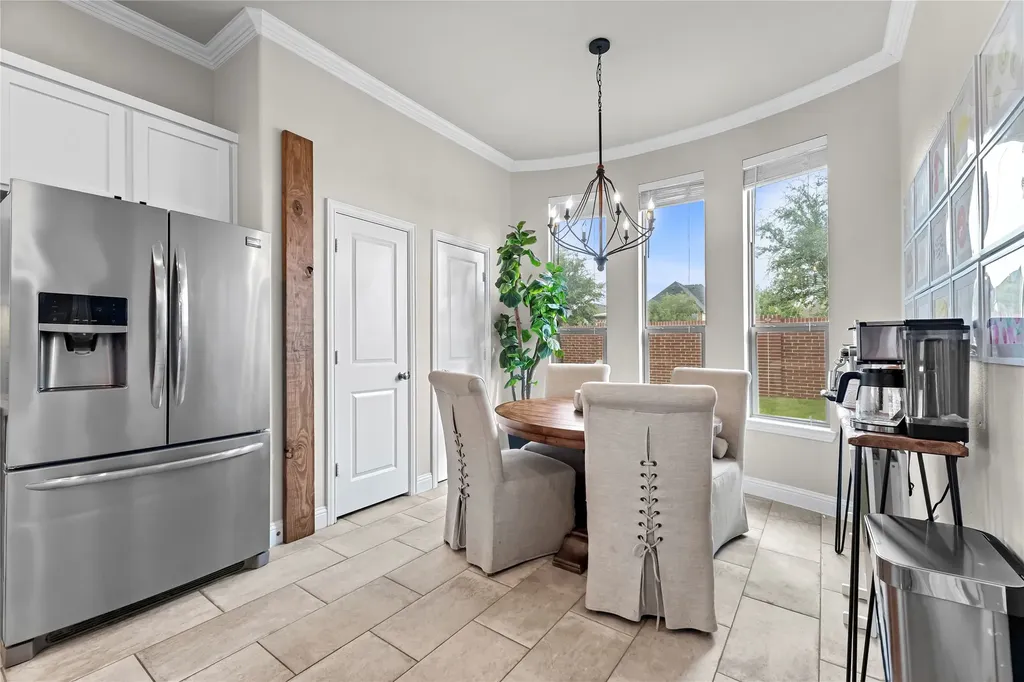 512 Alice Lane Fate TX 75189