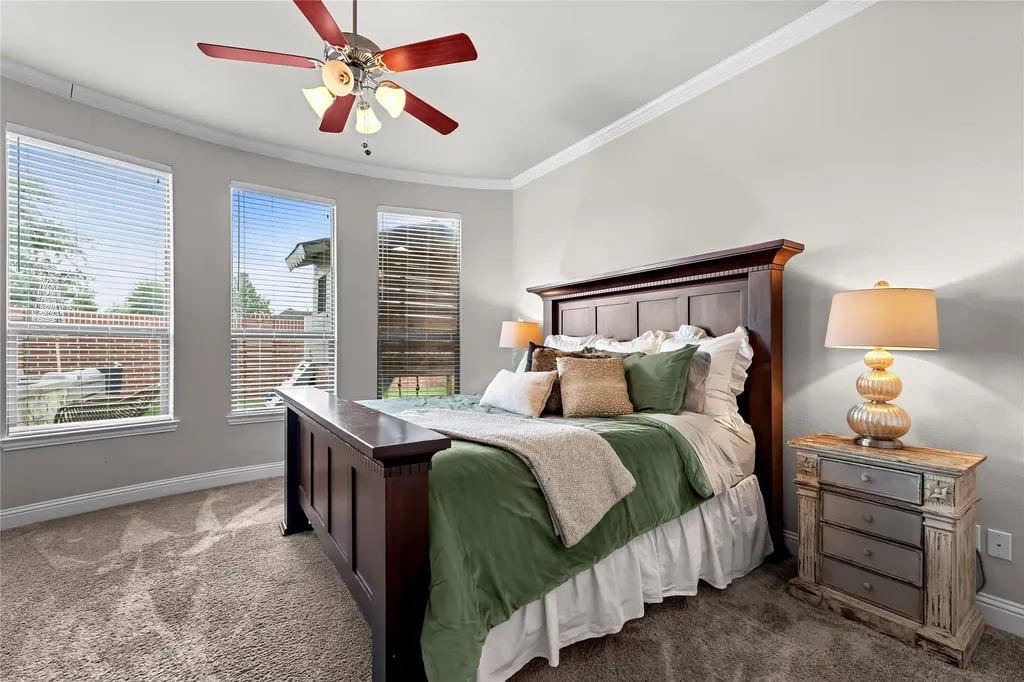 512 Alice Lane Fate TX 75189
