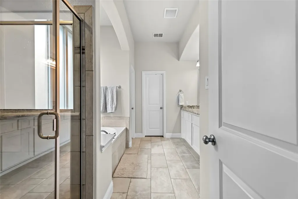 512 Alice Lane Fate TX 75189