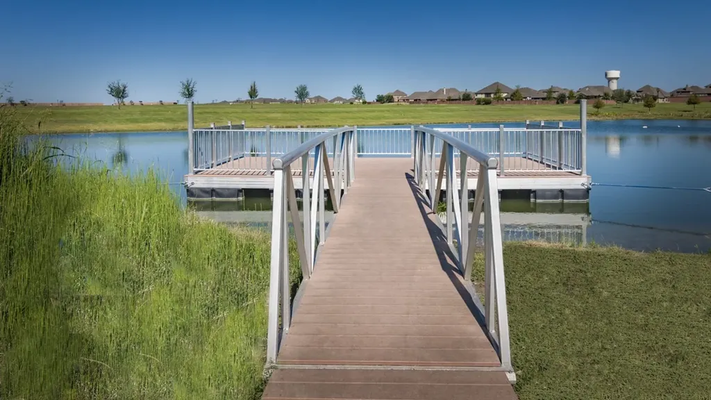 512 Alice Lane Fate TX 75189