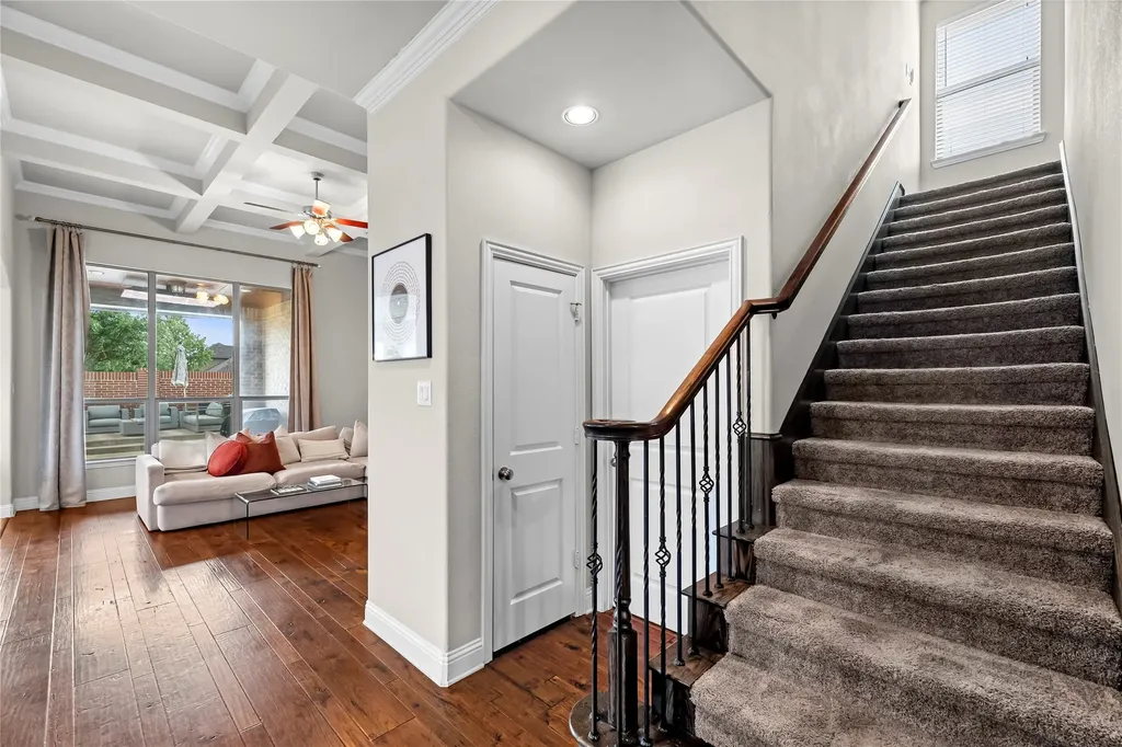 512 Alice Lane Fate TX 75189