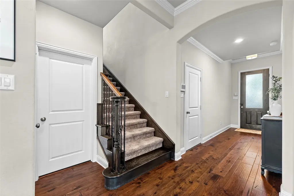 512 Alice Lane Fate TX 75189