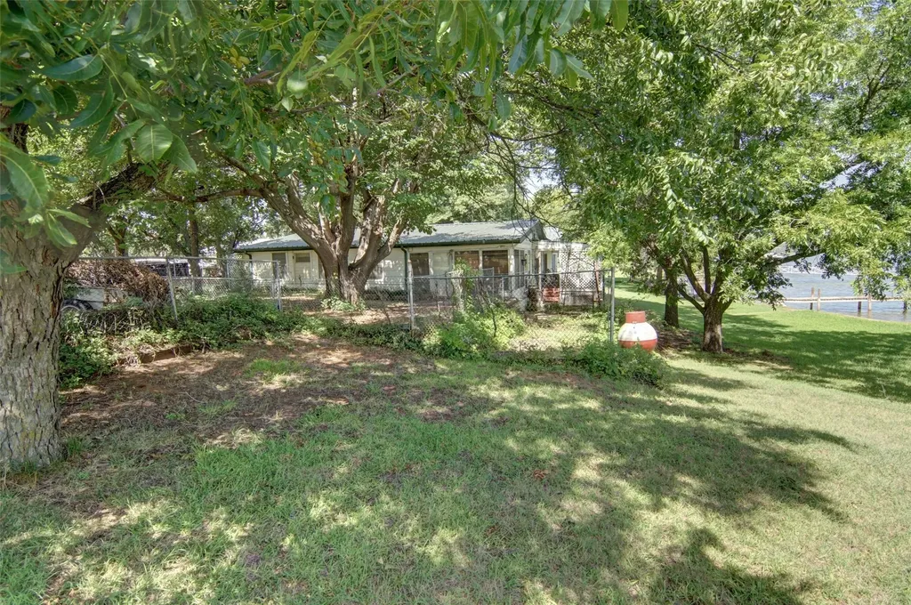 151 Rock Creek Loop Possum Kingdom Lake TX 76449