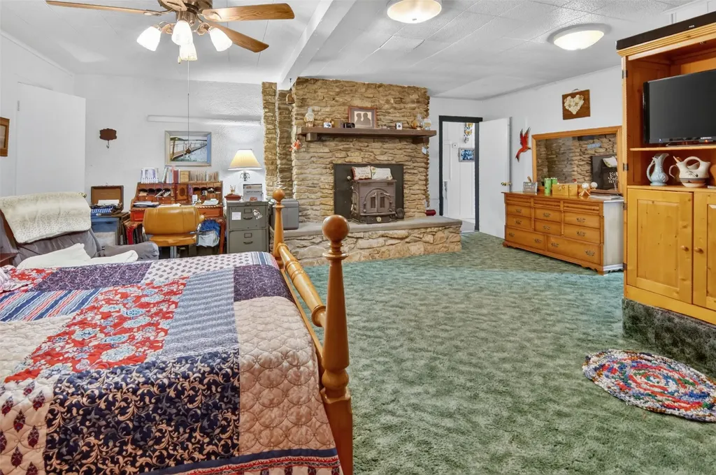 151 Rock Creek Loop Possum Kingdom Lake TX 76449